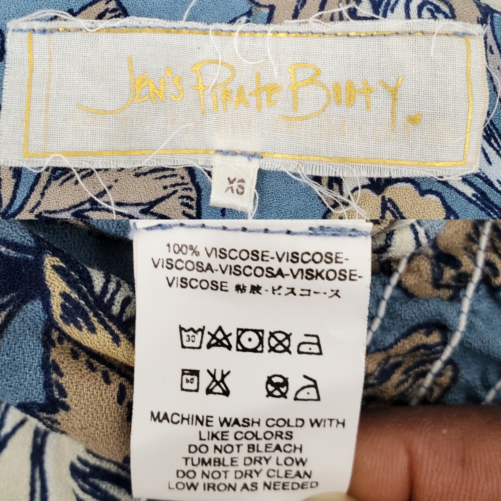 JEN'S PIRATE BOOTY Aaliyah V-Neck Crop Top XS. - Picture 8 of 8